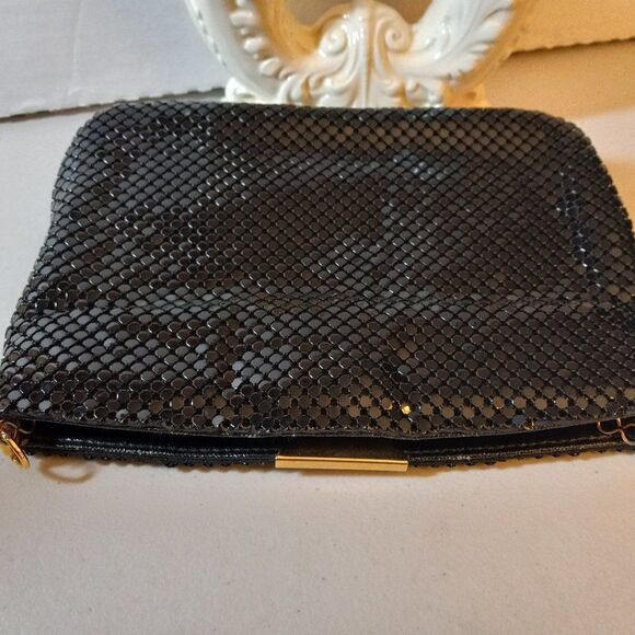 Vintage Mesh Black Clutch bag Cottagecore Grandmacore - Picture 2 of 7